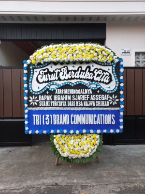 Papan Bunga Duka di Sungai Lekop